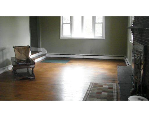 24 Mathew Road Tiverton, RI 02878 - Photo 7 of 10