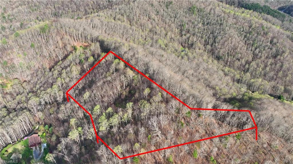 94 Bucks Ridge, Unit 1517 Clyde, NC 28721 - Photo 1 of 16