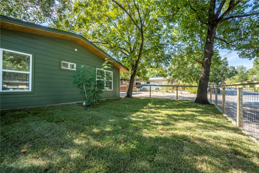 1509 Braes Ridge Drive, Unit A Austin, TX 78723 - Photo 17 of 17