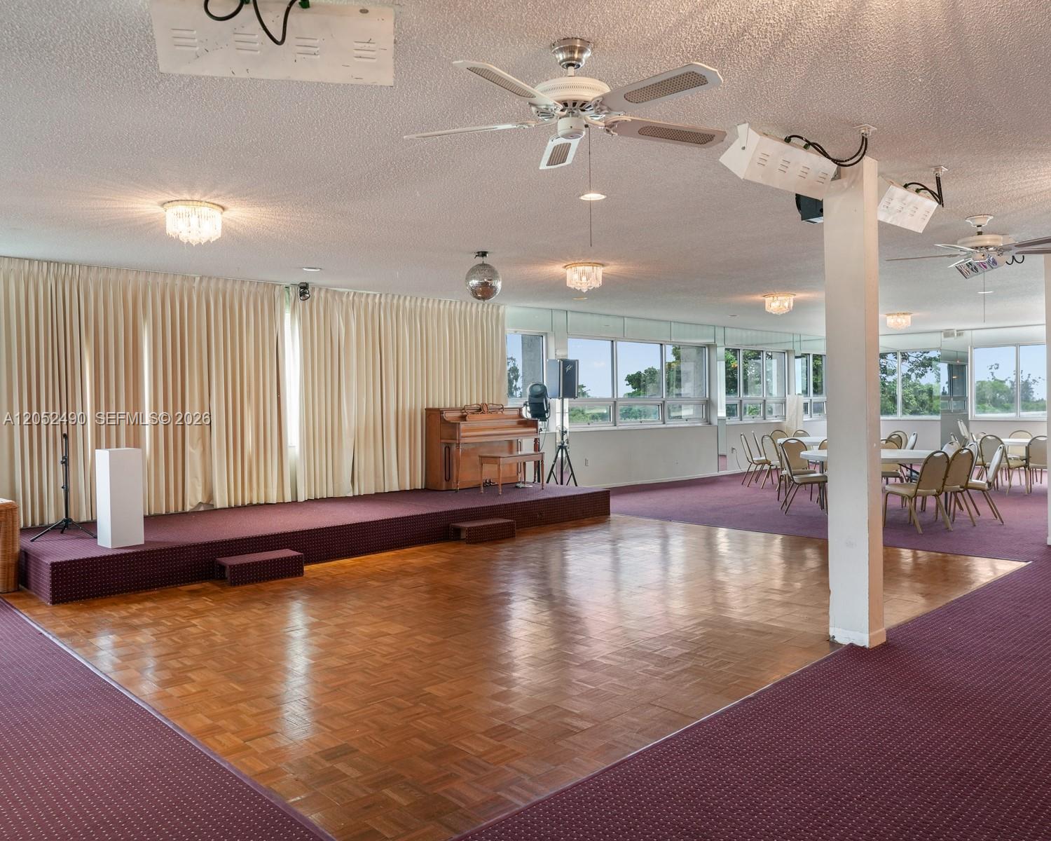 3930 Inverrary Boulevard, Unit 406D Lauderhill, FL 33319 - Photo 24 of 27