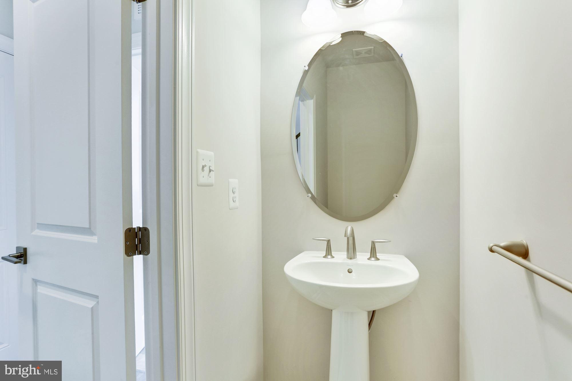 734 Dowers Road Abingdon, MD 21009 - Photo 21 of 42 Irvine Powder Room