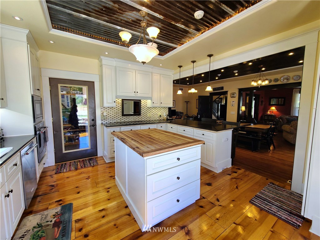 2266 Salzer Valley Road Centralia, WA 98531 - Photo 6 of 40 Gallery Image 6