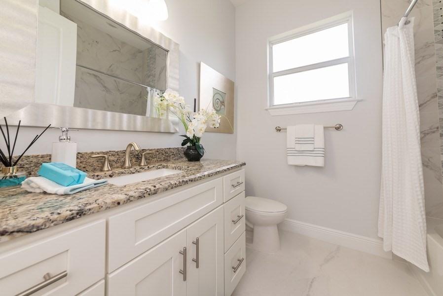 17889 63rd Road North Loxahatchee, FL 33470 - Photo 34 of 38 16_13171Orange_8_Bathroom_LowRes