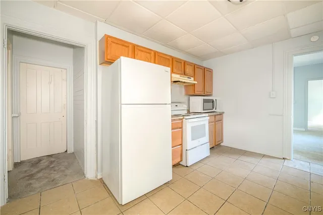 $1,500 | 42 East Cayuga Street, Oswego, NY 13126