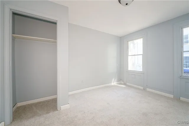 $1,500 | 42 East Cayuga Street, Oswego, NY 13126