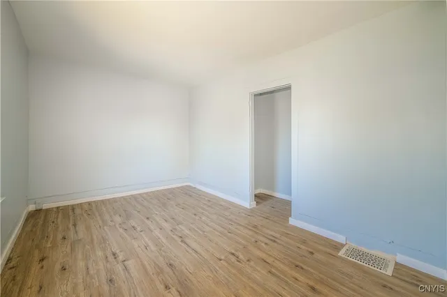 $1,500 | 42 East Cayuga Street, Oswego, NY 13126