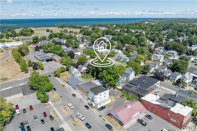 $1,500 | 42 East Cayuga Street, Oswego, NY 13126