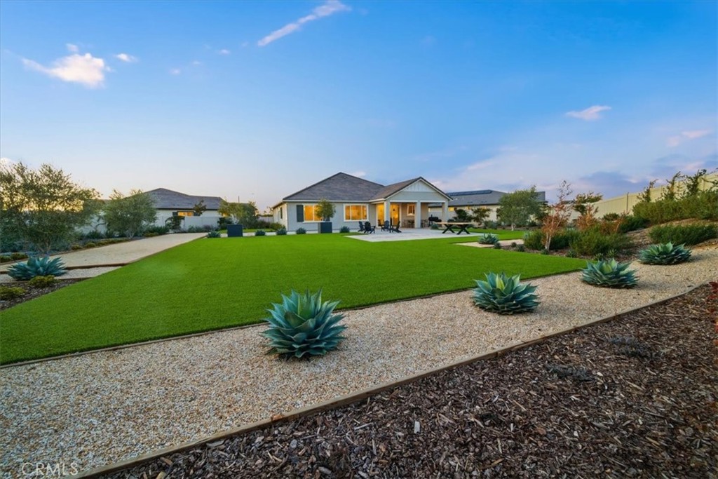 42971 Summer Lane Lancaster, CA 93536 - Photo 37 of 38 PHOTOS ARE OF MODEL MATCH, INTERIOR AND EXTERIOR FINISHES MAY VARY