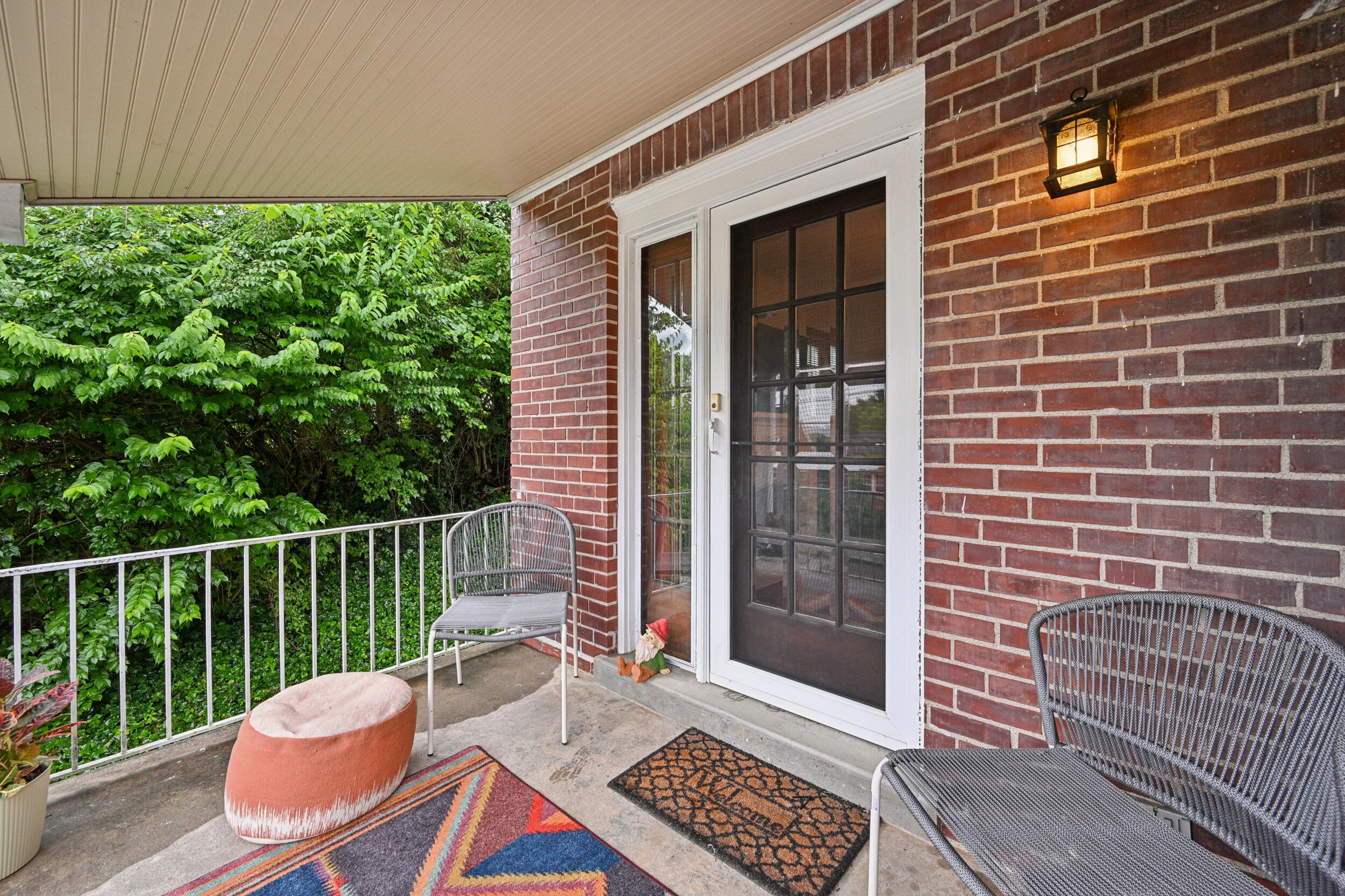 1607 Monroe Street Covington, KY 41014 - Photo 4 of 32