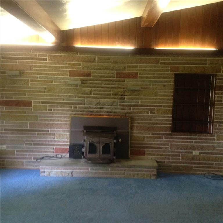 852 West Old Rte 422 Butler, PA 16001 - Photo 2 of 20