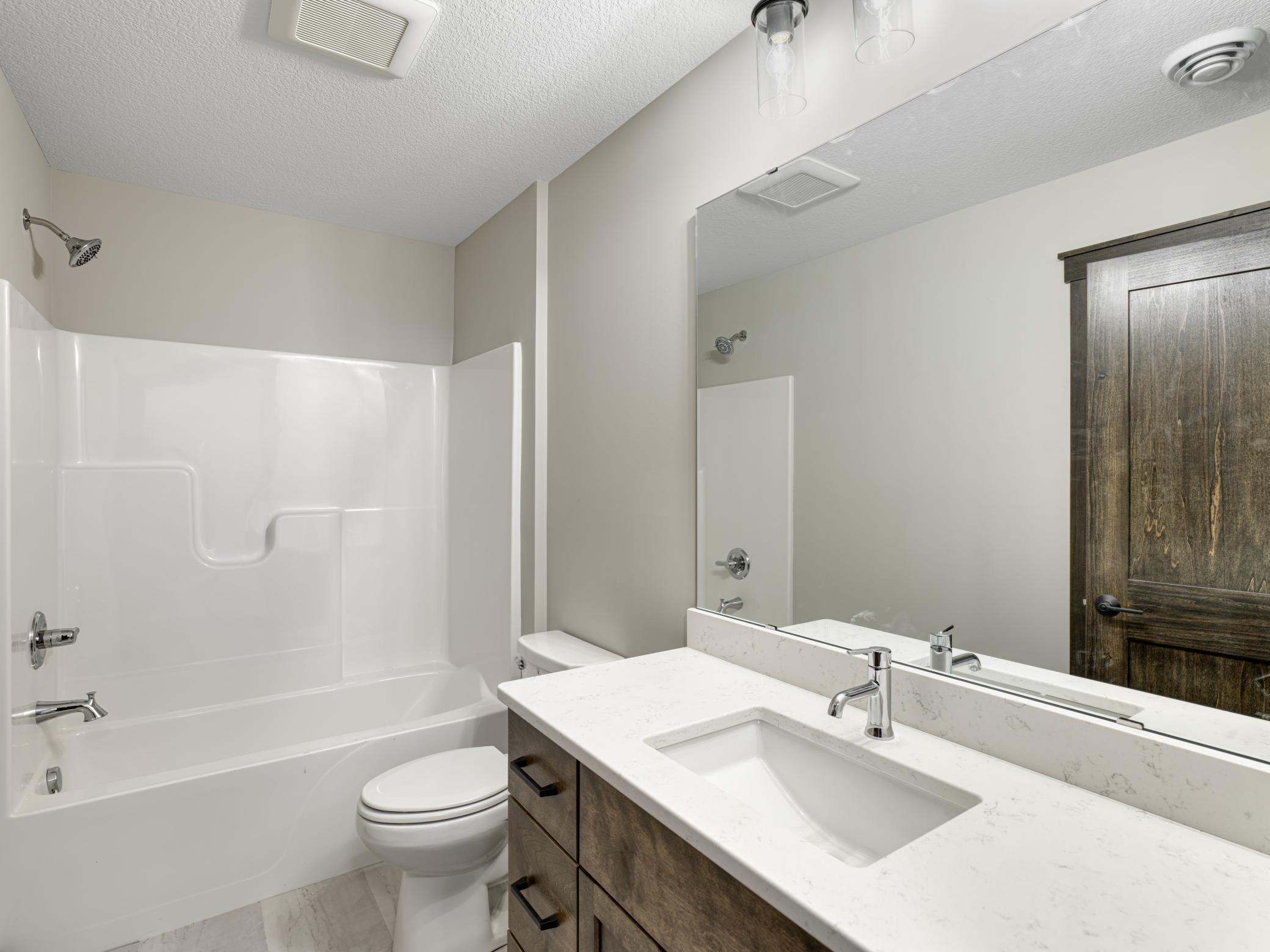 234 South Chestnut Street Ellsworth, WI 54011 - Photo 8 of 14