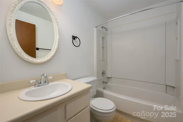 $215,000 | 7309 Pebblestone Drive, Unit D, Charlotte, NC 28212