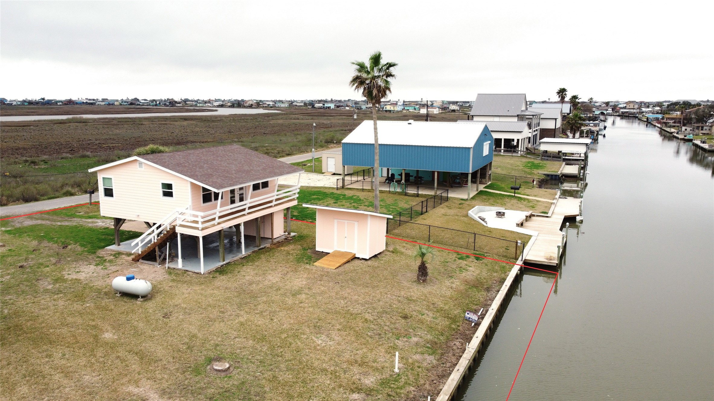 373 Neptune Street Sargent, TX 77414 - Photo 2 of 30