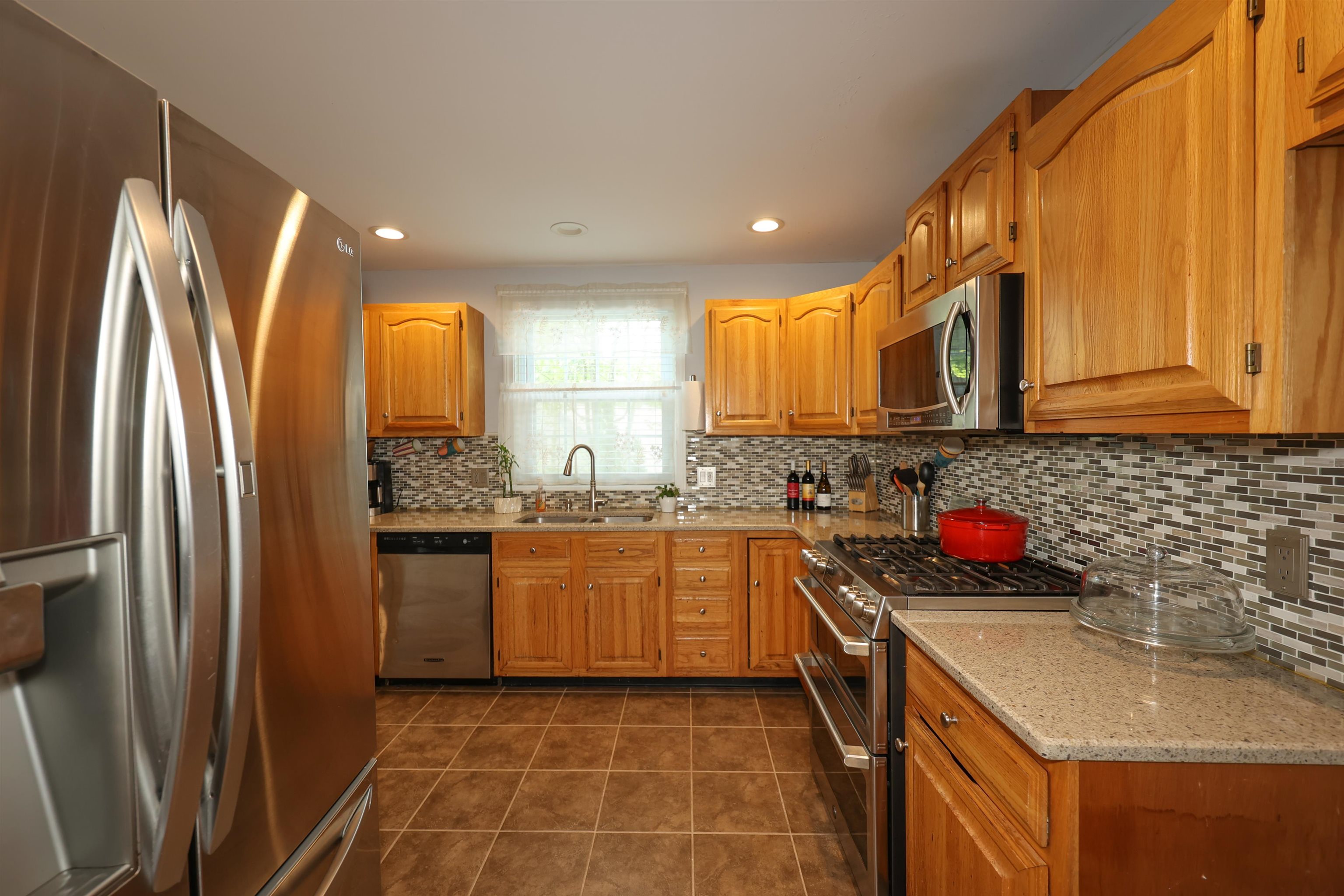 1465 Hooksett Road, Unit 376 NOTTINGHAM Hooksett, NH 03106 - Photo 8 of 34