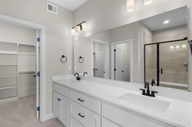 $559,855 | 9468 Shady Bend Road, Lenexa, KS 66227