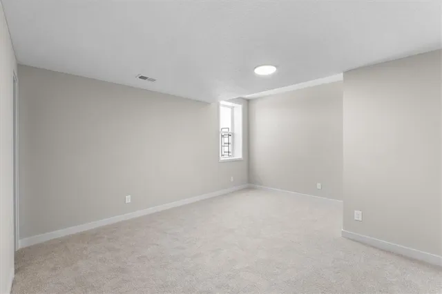 $559,855 | 9468 Shady Bend Road, Lenexa, KS 66227