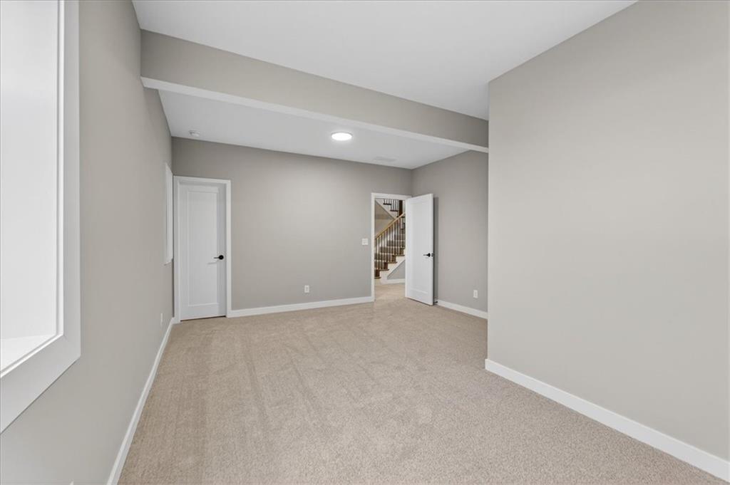 9468 Shady Bend Road Lenexa, KS 66227 - Photo 40 of 50