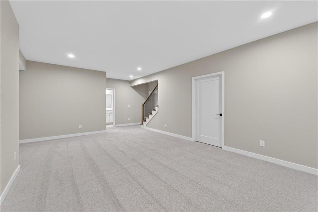 9468 Shady Bend Road Lenexa, KS 66227 - Photo 43 of 50