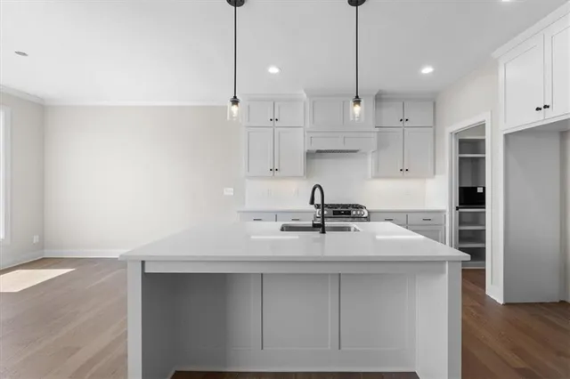 $559,855 | 9468 Shady Bend Road, Lenexa, KS 66227