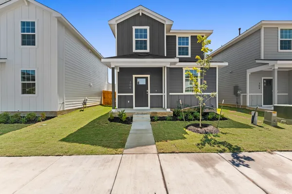 $303,990 | 306 Santo Domingo Road, Bastrop, TX 78602