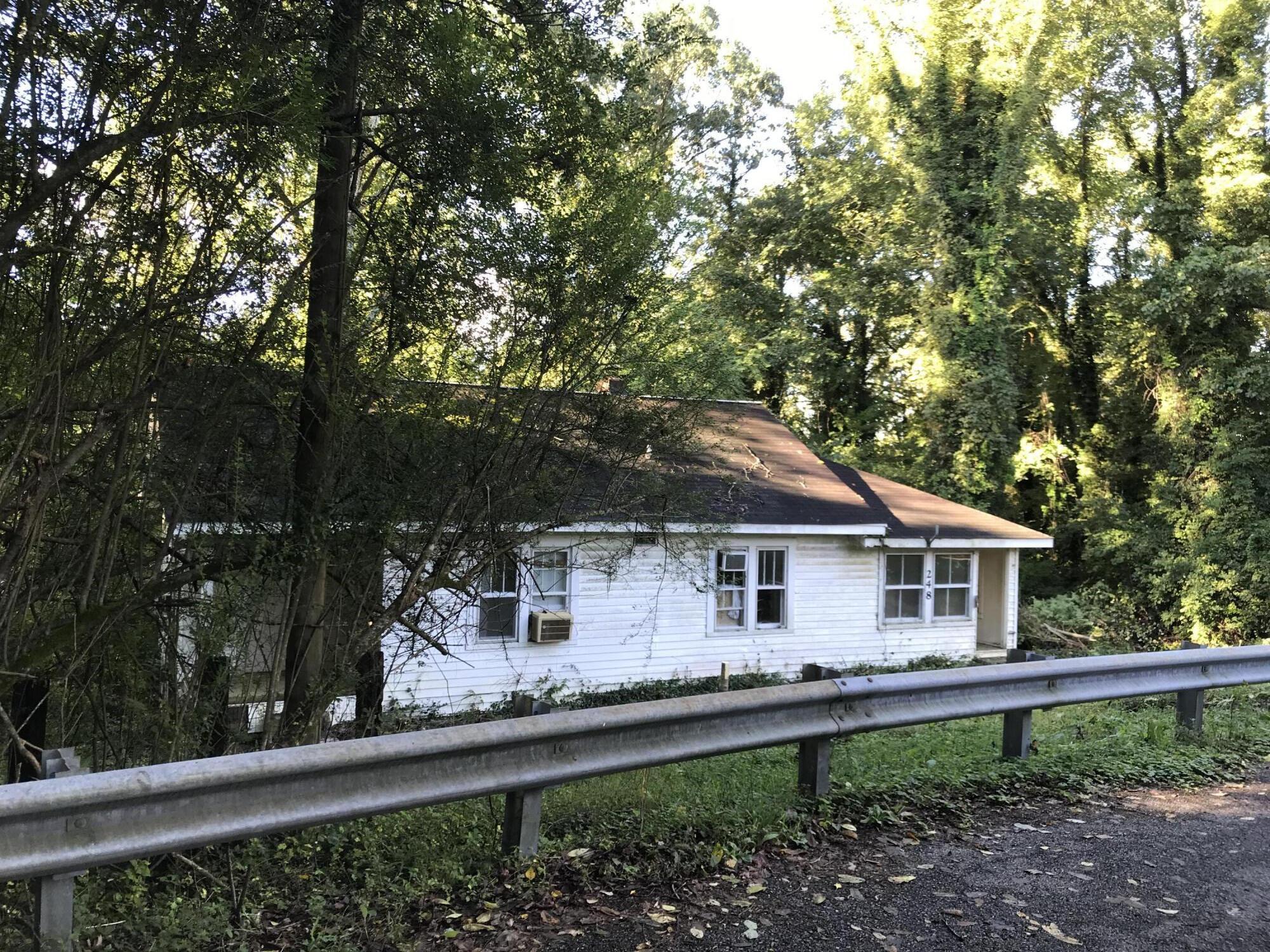 248 Cumberland View Road Clinton, TN 37716 - Photo 2 of 8 248 CVR #2
