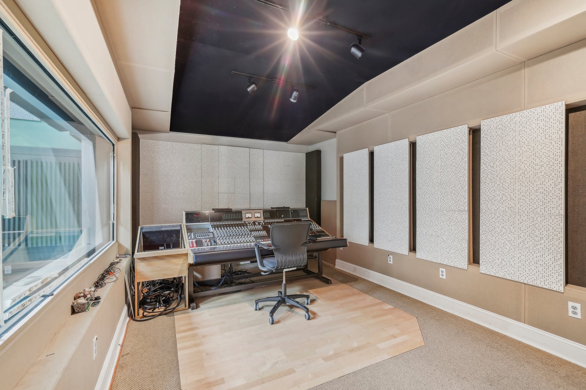 1703 Bonner Avenue Nashville, TN 37215 - Photo 38 of 44