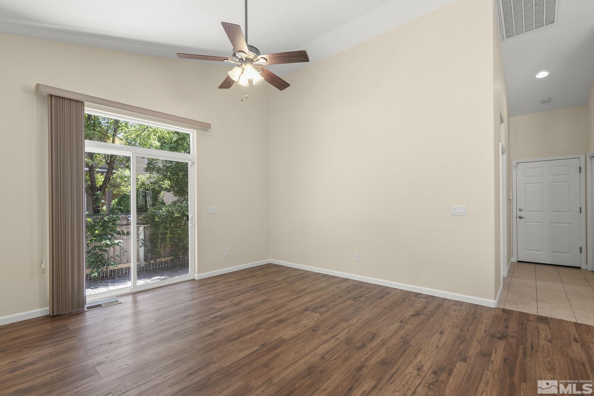 993 Floral Ridge Way Sparks, NV 89436 - Photo 17 of 30 Photo 17