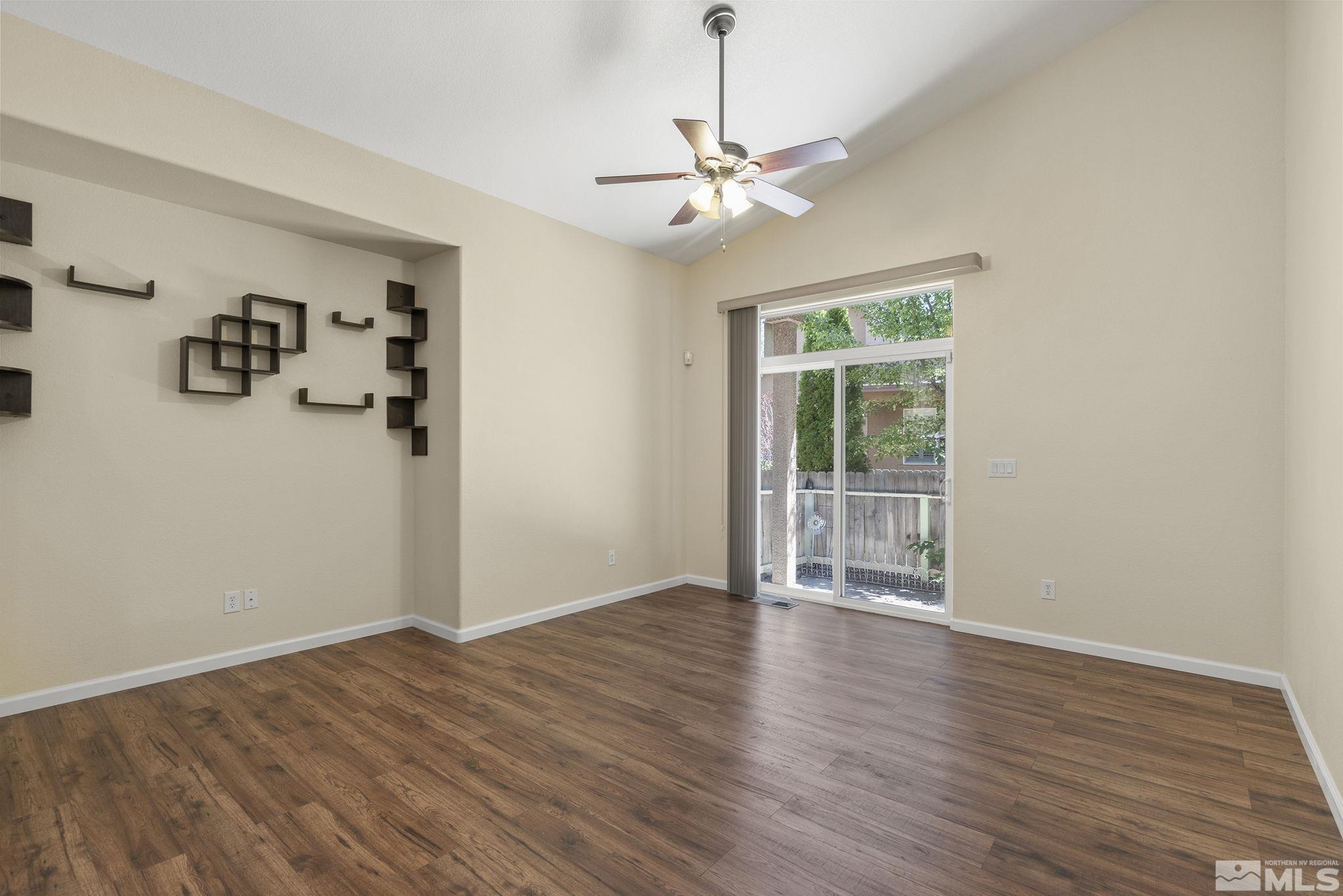 993 Floral Ridge Way Sparks, NV 89436 - Photo 18 of 30 Photo 18