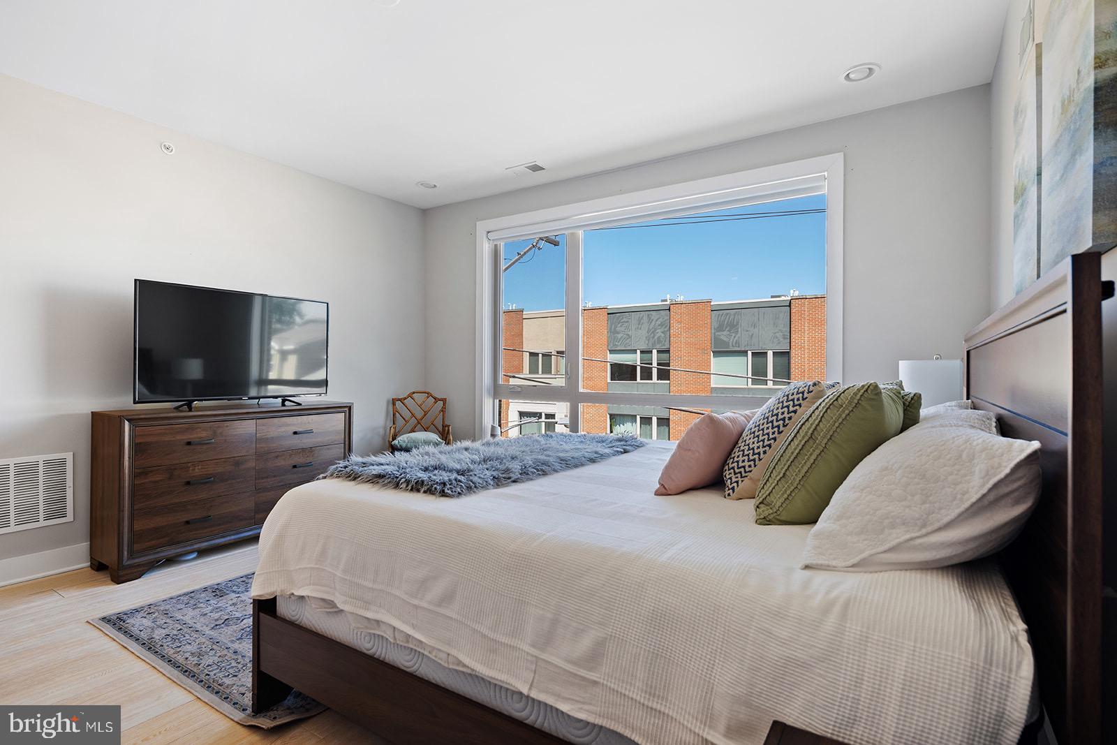 910 North 5th Street Philadelphia, PA 19123 - Photo 31 of 52