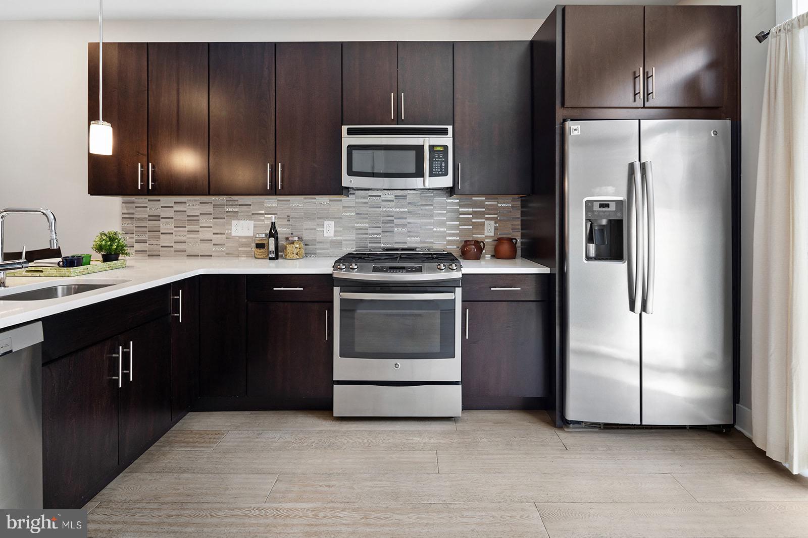 910 North 5th Street Philadelphia, PA 19123 - Photo 10 of 52