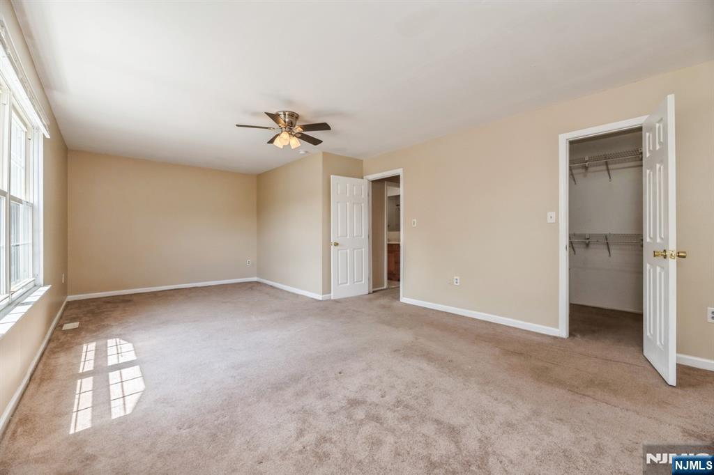 7 Sloop Square Freehold, NJ 07728 - Photo 14 of 30