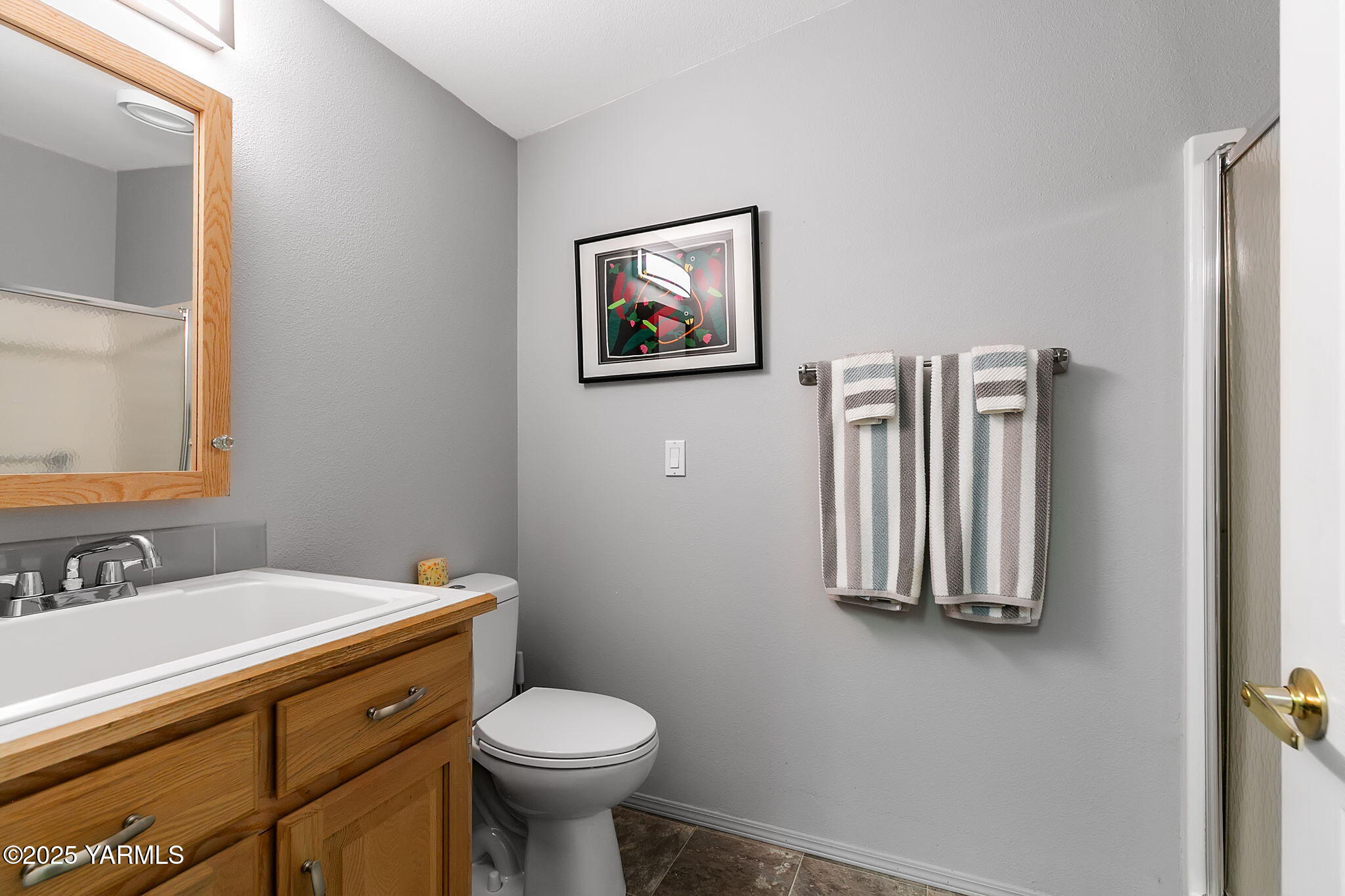 312 Wendt Road Yakima, WA 98901 - Photo 23 of 37 Bathroom off Laundry