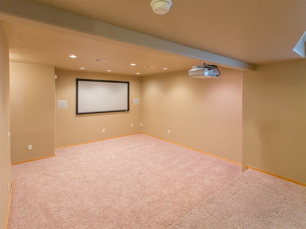 7030 South Crestview Road Spokane, WA 99224 - Photo 15 of 18