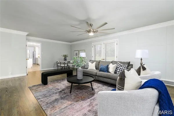 $1,389,999 | 18 Country Aire Drive, St. Louis, MO 63131