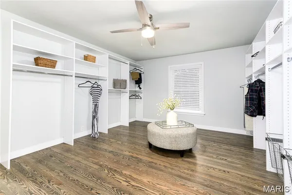 $1,389,999 | 18 Country Aire Drive, St. Louis, MO 63131