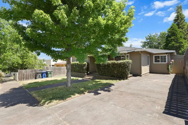 $359,999 | 1545 Olive Avenue, Redding, CA 96001