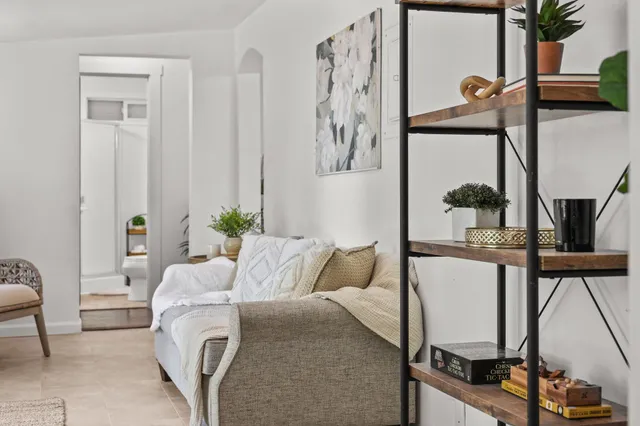 $359,999 | 1545 Olive Avenue, Redding, CA 96001