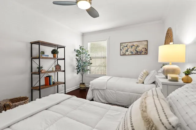 $359,999 | 1545 Olive Avenue, Redding, CA 96001