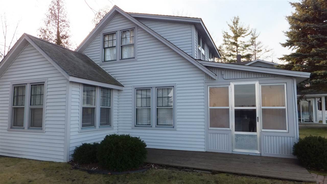 8530 Bay Point Road Beulah, MI 49617 - Photo 8 of 27 1810221-7.JPG