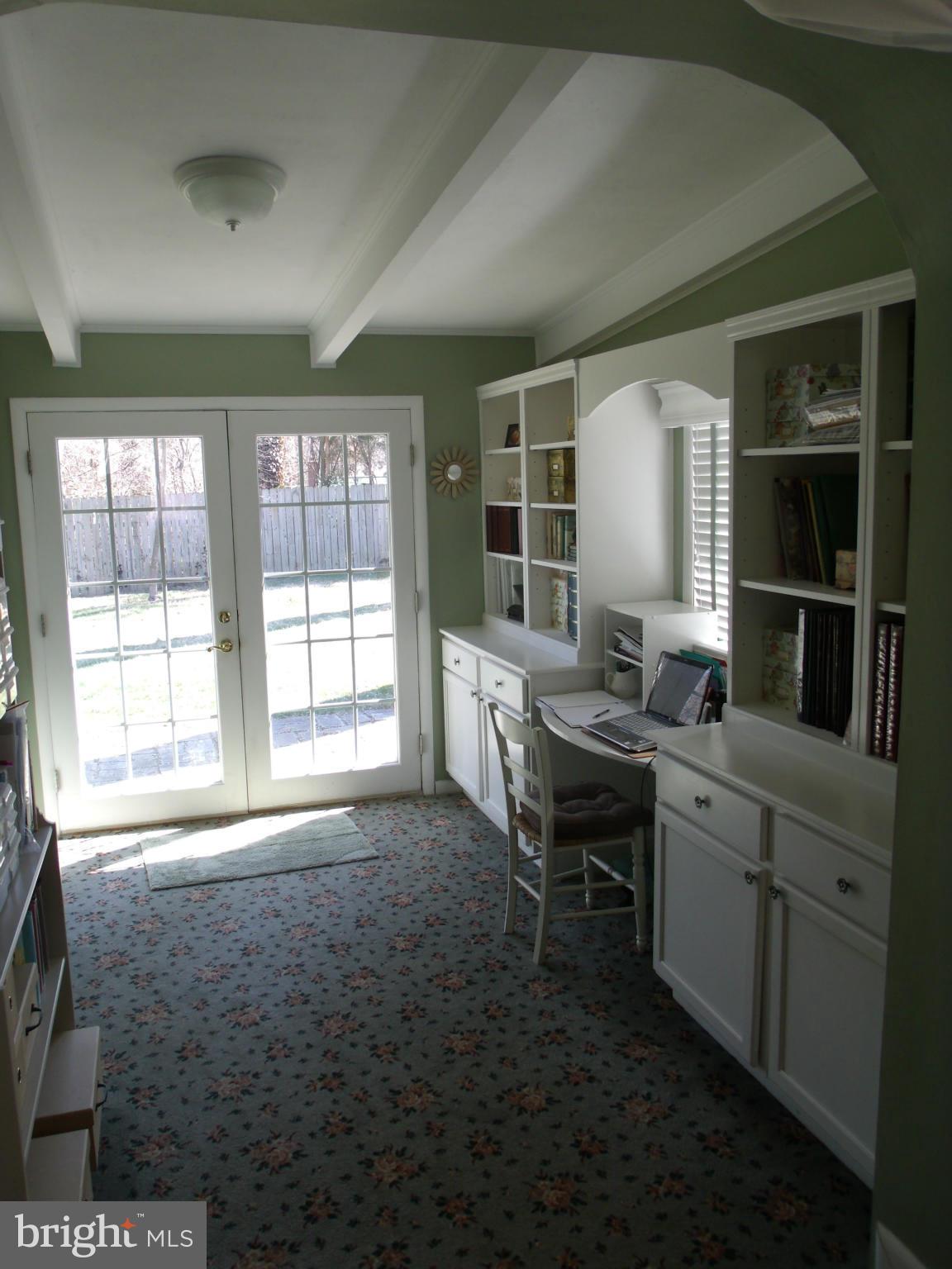 5214 Light Street Springfield, VA 22151 - Photo 15 of 27 a workspace with furniture and window