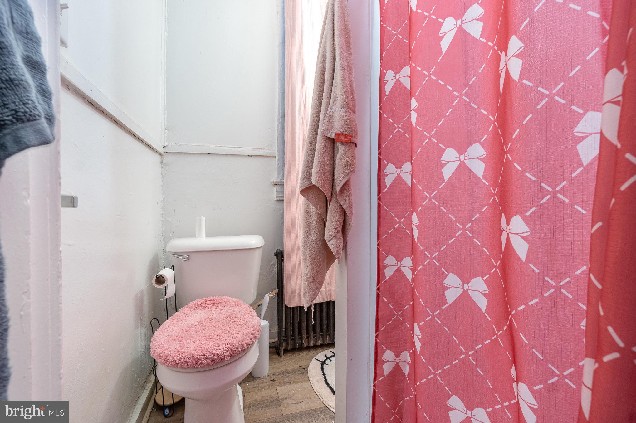 281 West Cottage Place York, PA 17401 - Photo 14 of 30 a bathroom with a sink toilet and shower
