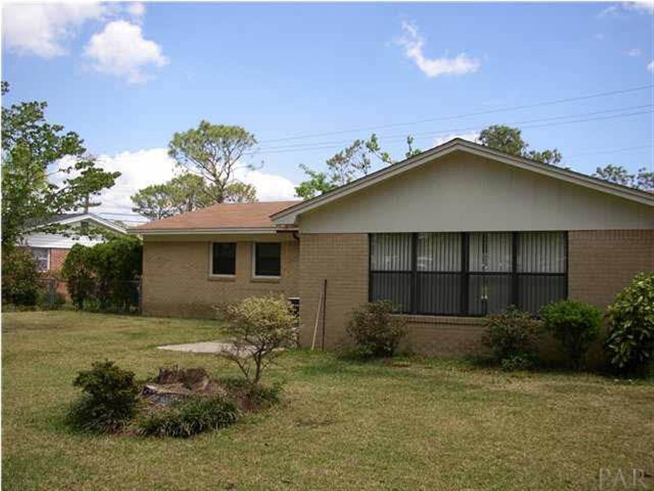 5575 Hibiscus Road Pensacola, FL 32504 - Photo 2 of 14 Gallery Image 2