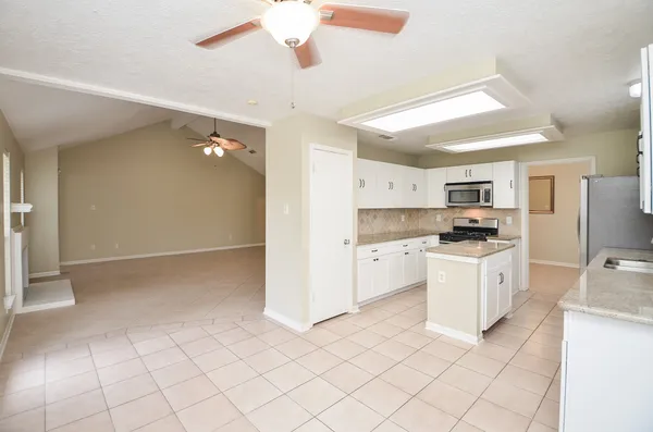 $2,100 | 22730 Rangeview Drive, Katy, TX 77450