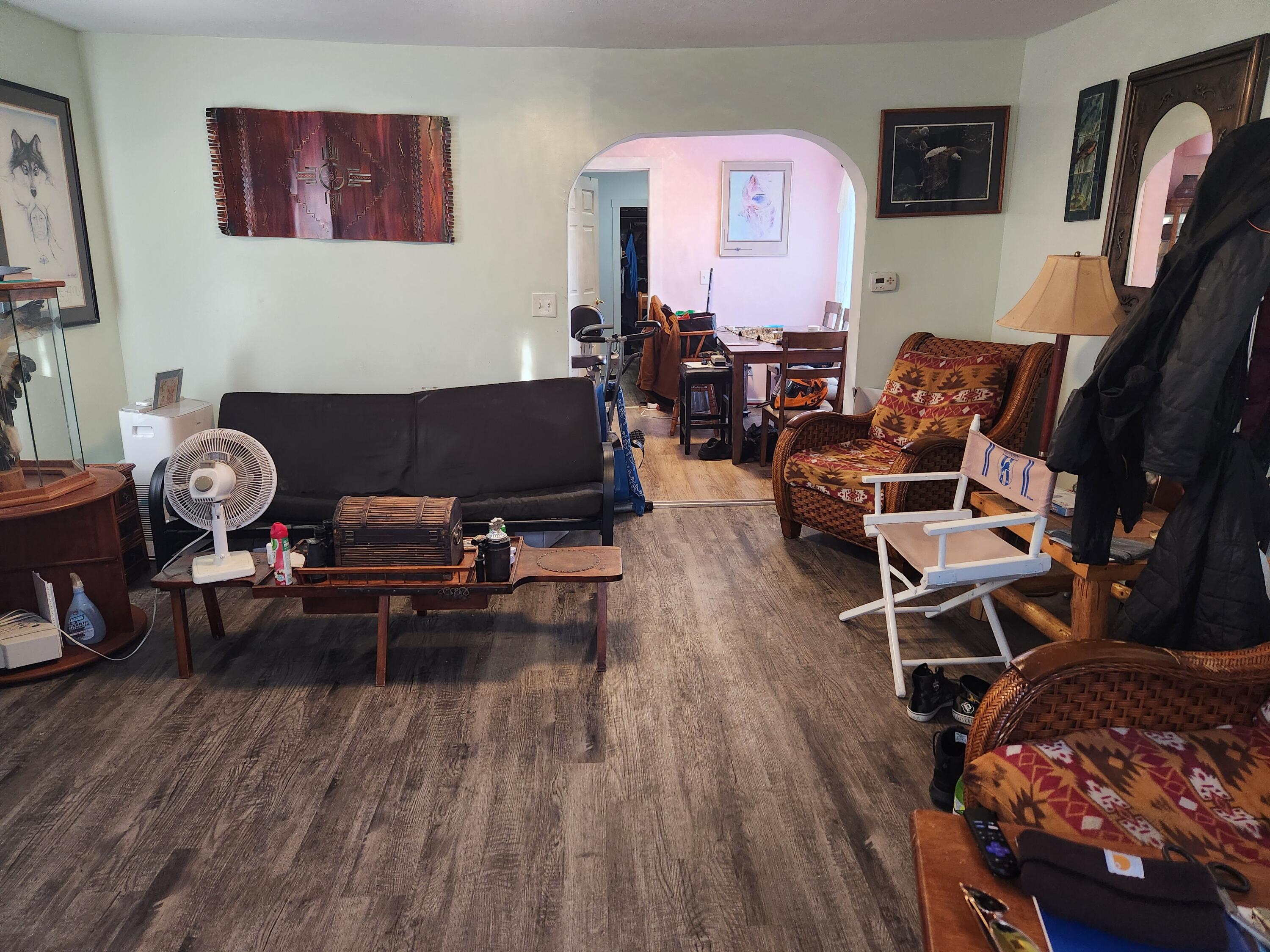 625 South Getty Street Muskegon, MI 49442 - Photo 3 of 13 Living room