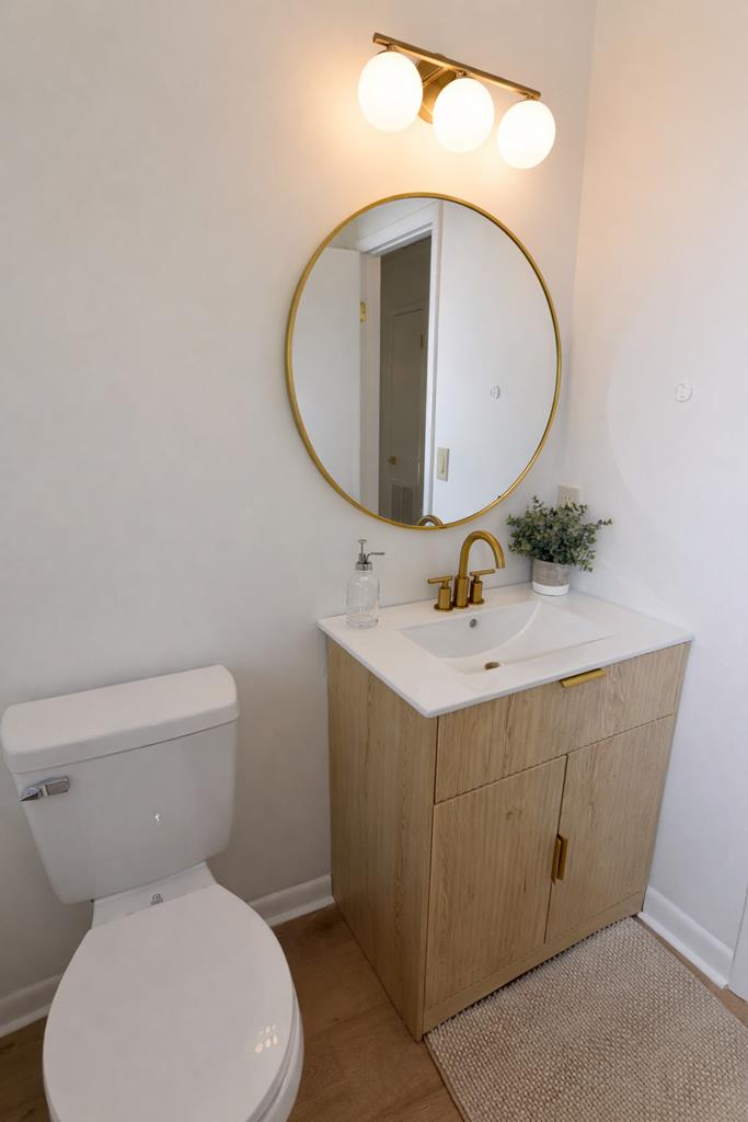 5924 Henry Mouring Road Dothan, AL 36305 - Photo 13 of 21 Hall Bathroom
