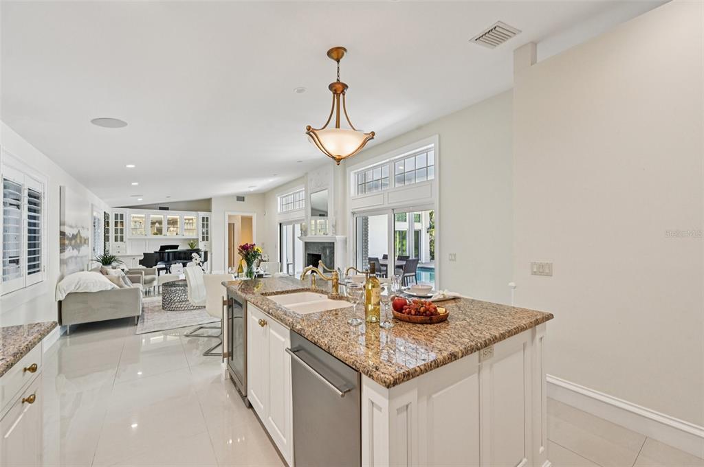 1121 Morningside Place Sarasota, FL 34236 - Photo 25 of 76