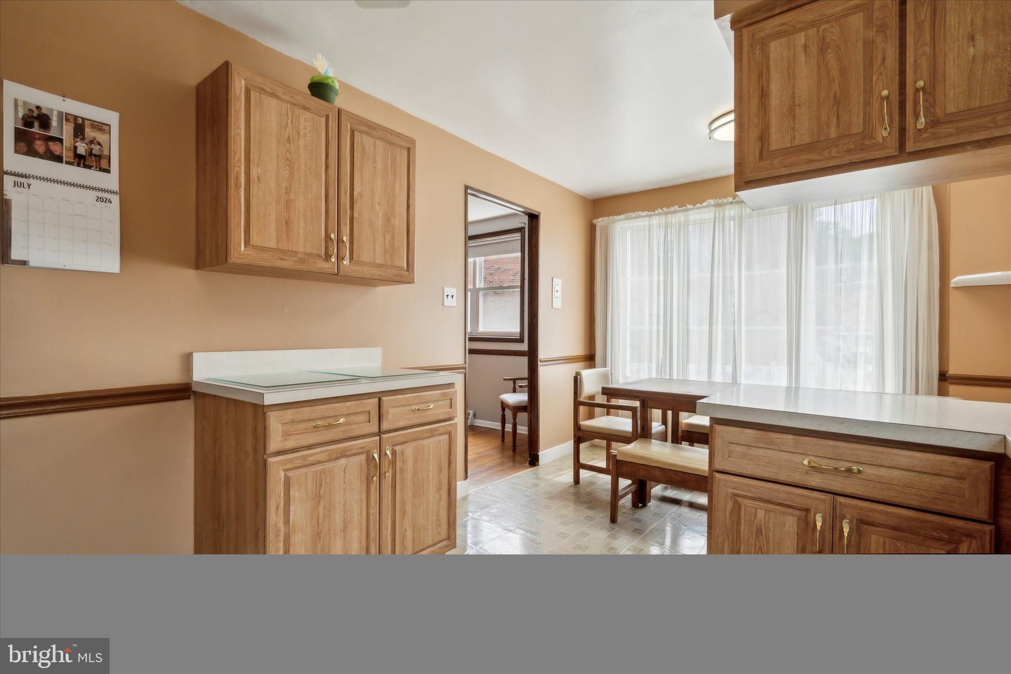 11856 Sewell Road Philadelphia, PA 19116 - Photo 4 of 15