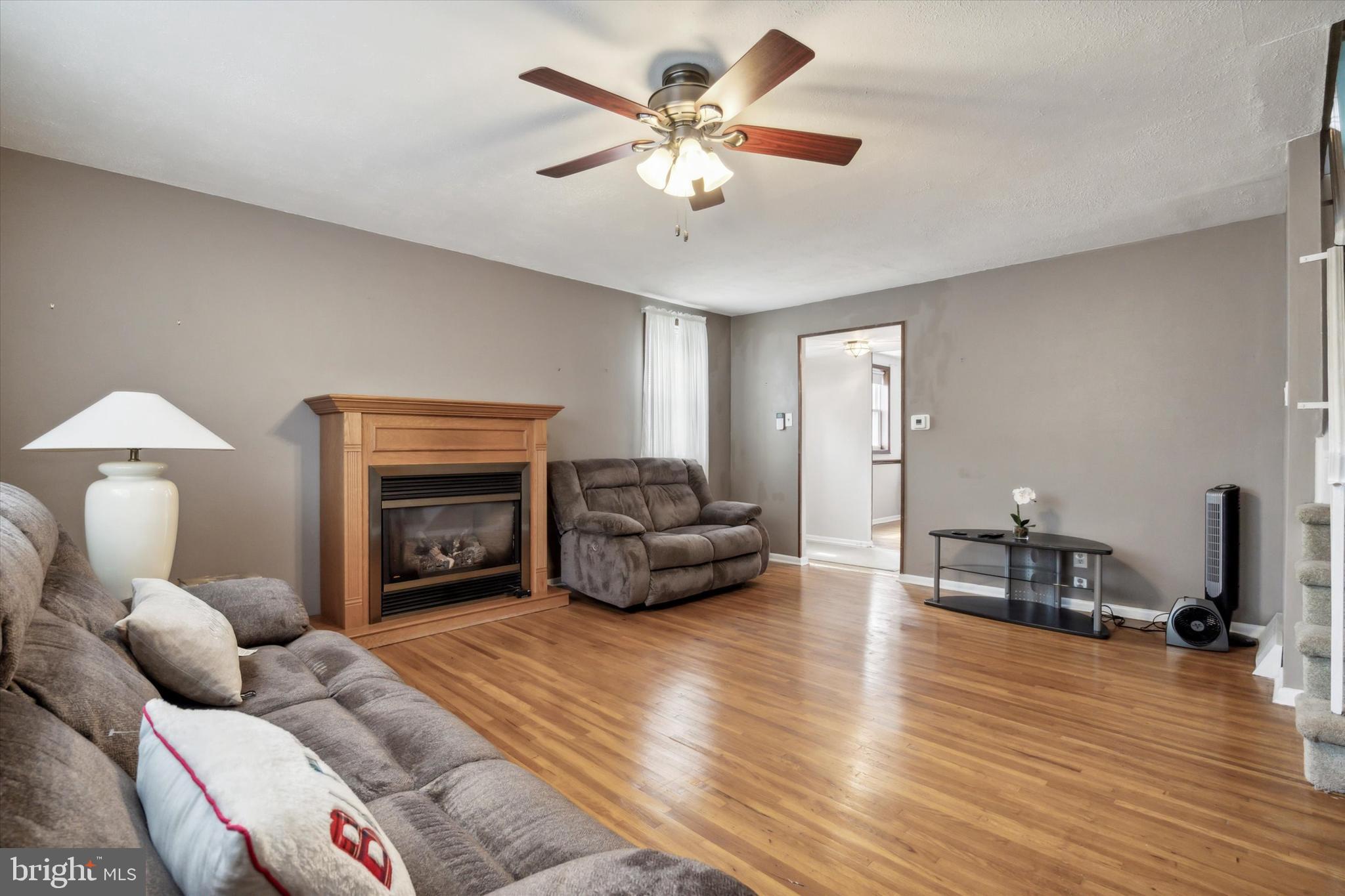 11856 Sewell Road Philadelphia, PA 19116 - Photo 7 of 15
