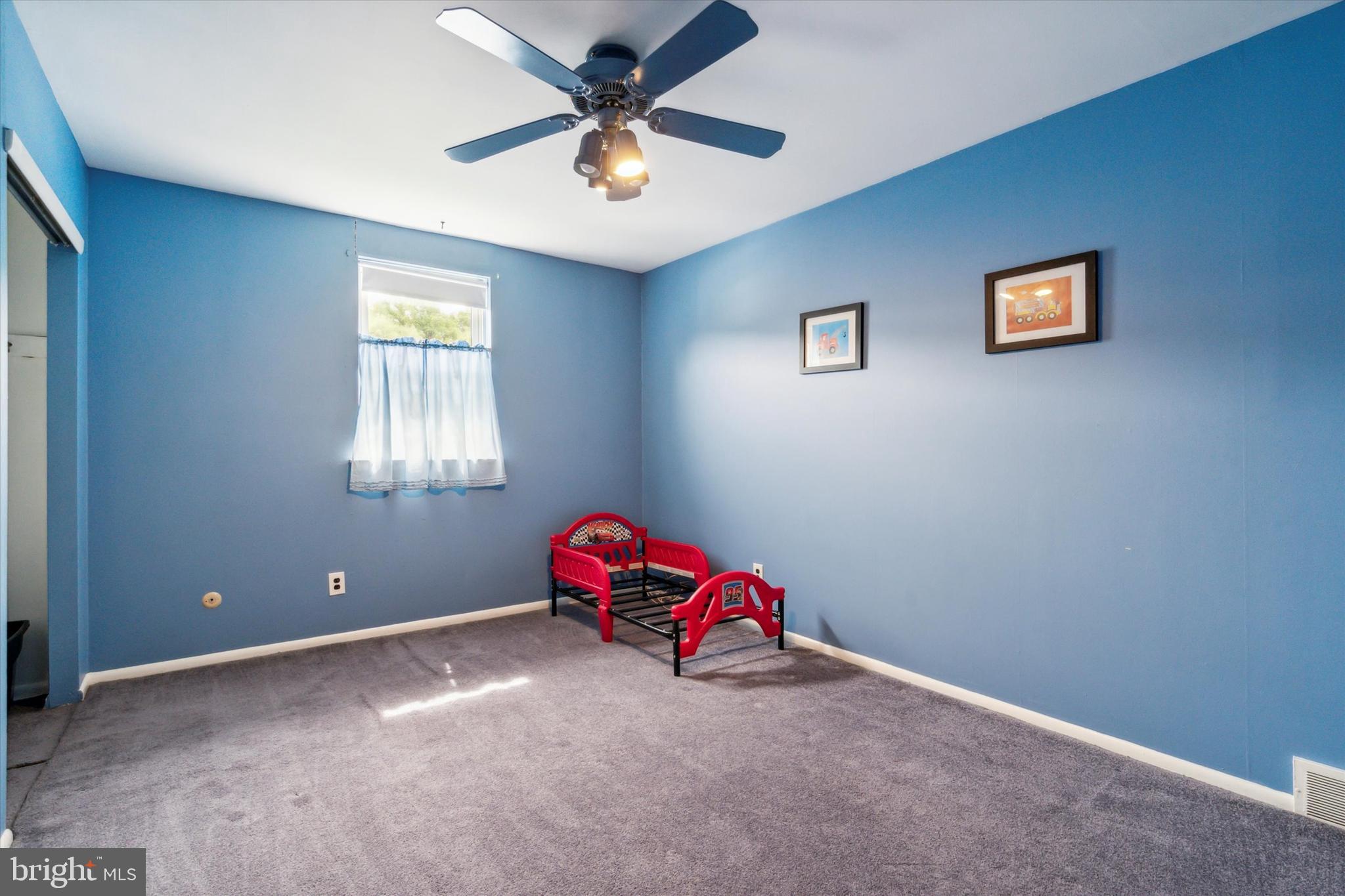 11856 Sewell Road Philadelphia, PA 19116 - Photo 9 of 15