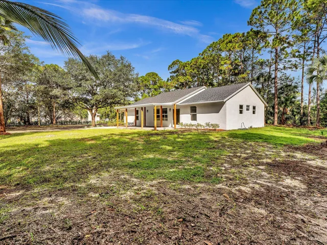 $555,000 | 15215 76th Road North, Loxahatchee, FL 33470